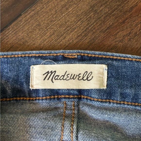 MADEWELL Like new 10” high rise skinny jeans with button fly - Picture 5 of 6